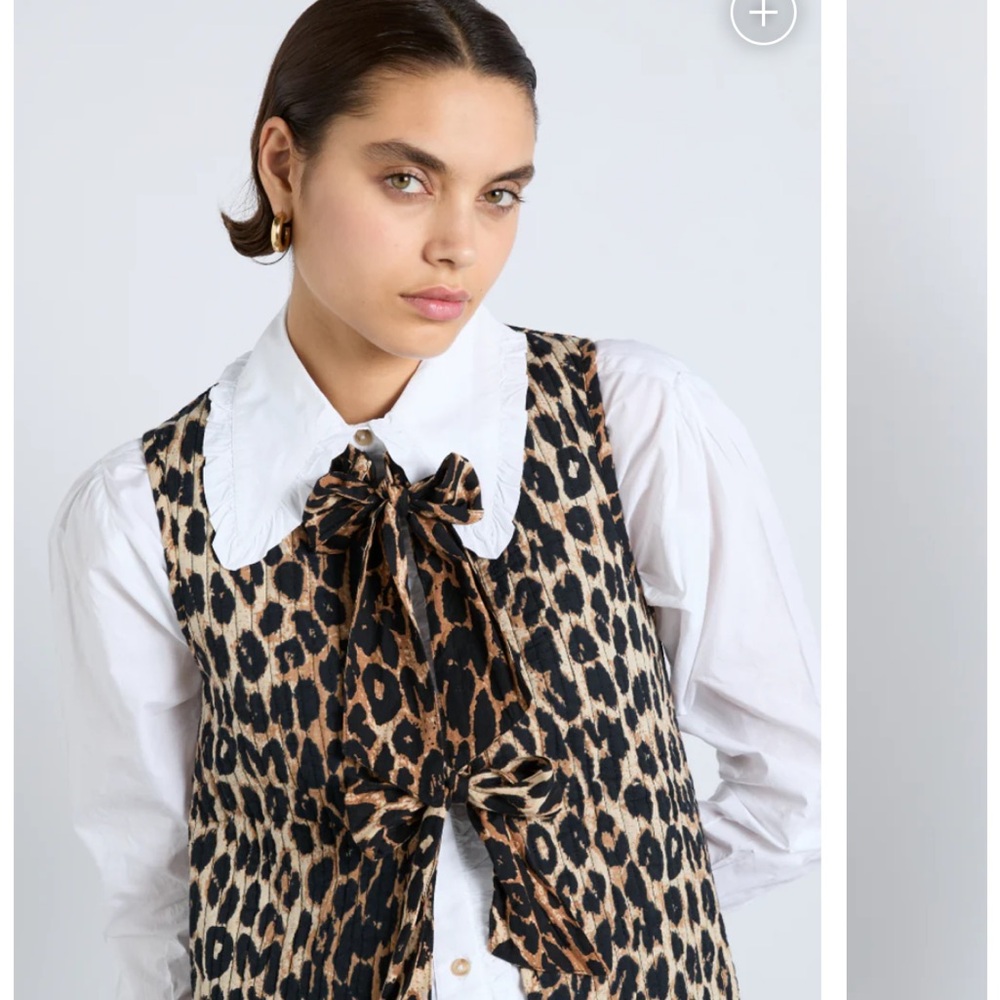 Tie-Front Leopard Print Vest - Women